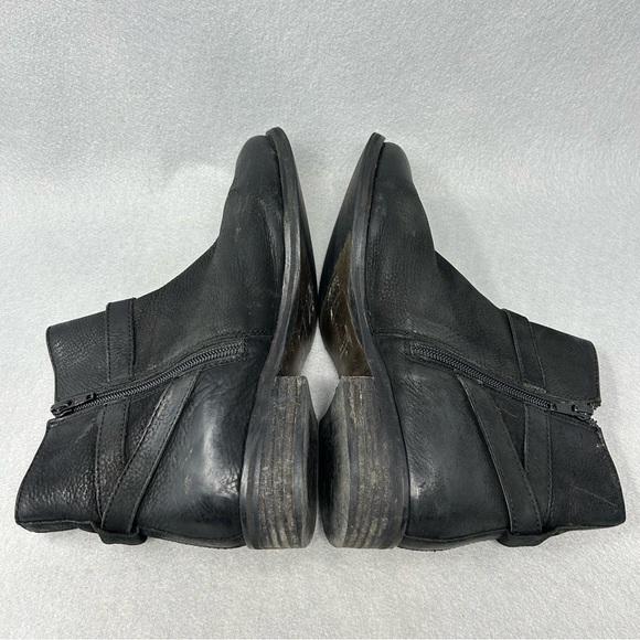 BDG Urban Outfitters Black Leather Ankle Booties Women's Size EU 39 - Picture 12 of 13